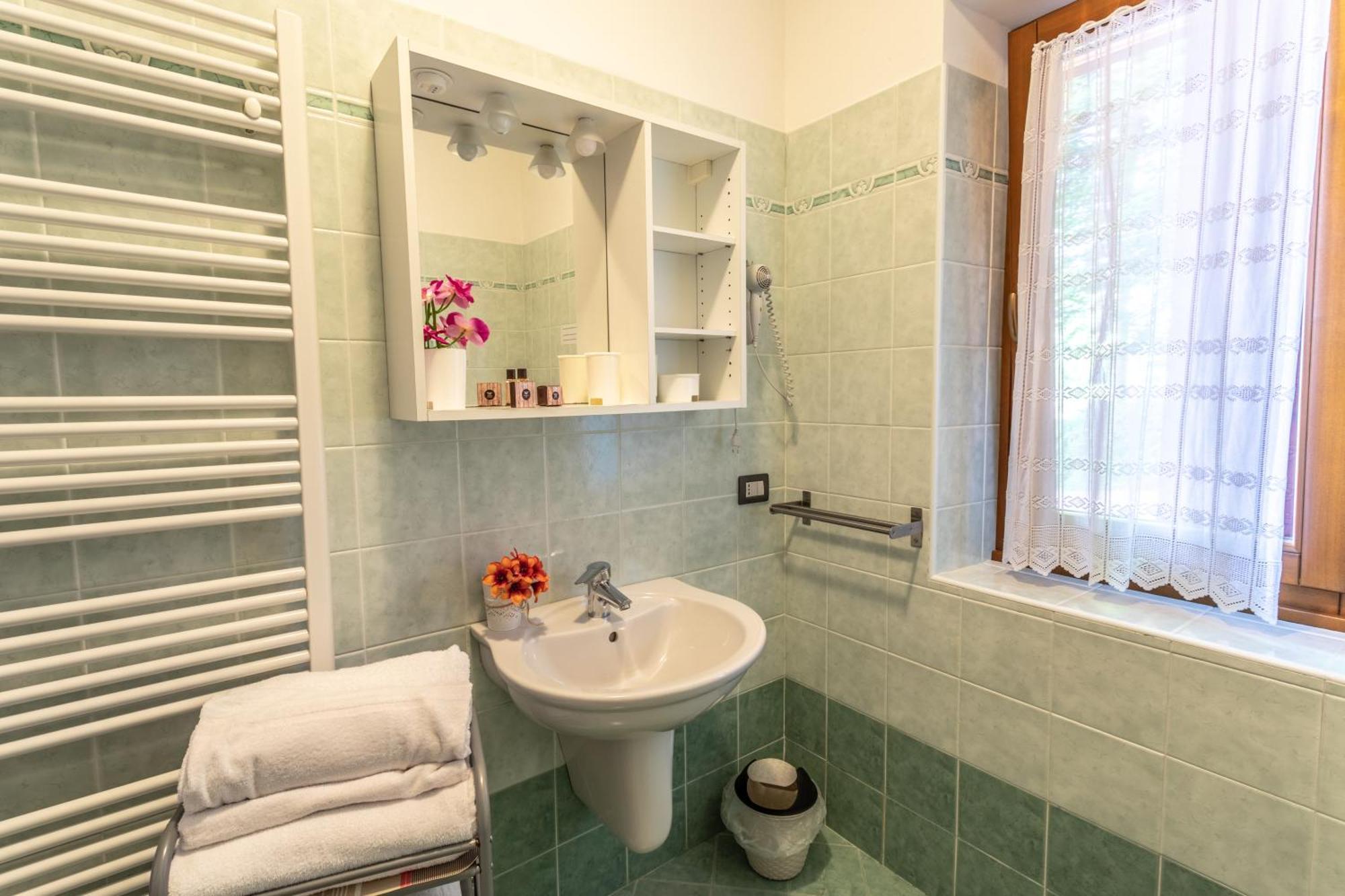 Le Terrazze Sul Lago - Ledro House Pieve Di Ledro Zimmer foto
